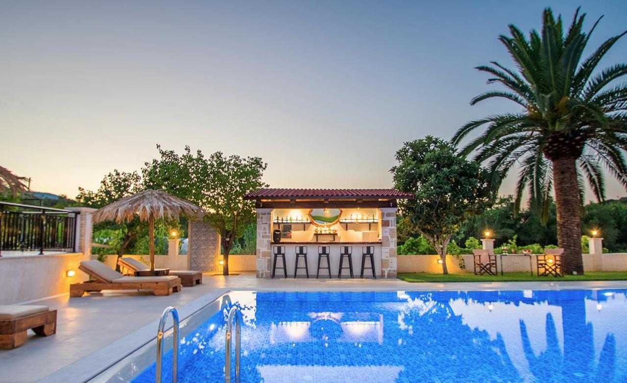 Zissis Villa & Pool 5Min Drive To Beach Kato Yerakarion Exterior foto