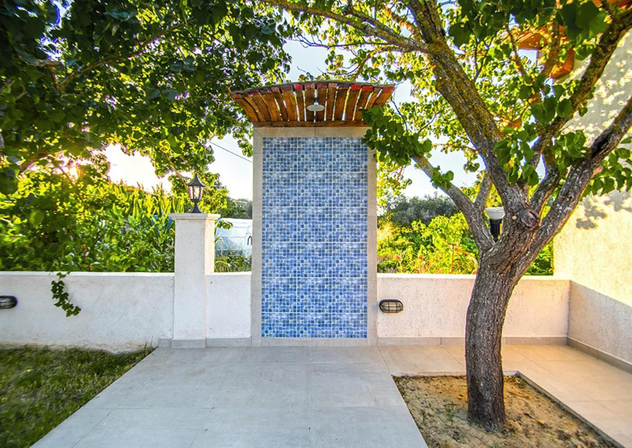 Zissis Villa & Pool 5Min Drive To Beach Kato Yerakarion Exterior foto